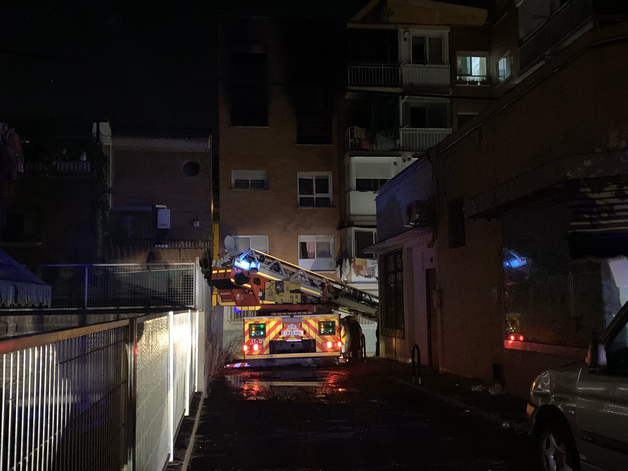 Imagen De Un Gran Incendio En Madrid Deja Dos Muertos Y Cinco Heridos 1 Fcwrgicxkaekxkz