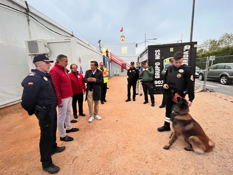 La Comunidad de Madrid apoya a las policías locales contra el tráfico de drogas con perros detectores de drogas