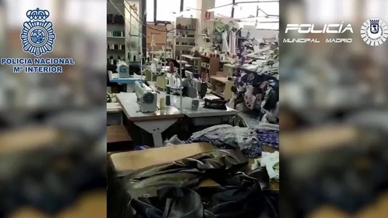 Cae grupo criminal que explotaba a empleados inmigrantes en un taller textil