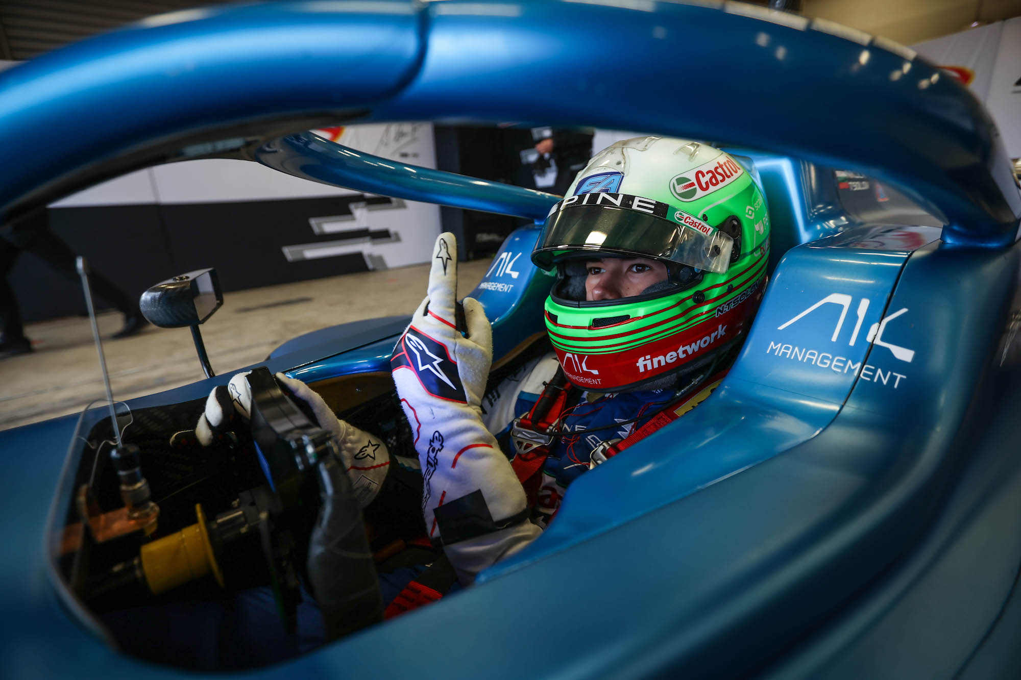 Imagen De Pleno De Victorias De Hugh Barter En Navarra Y Tsolov Ya Es Campeón De La F4 Española 1 Tsolovcampeon