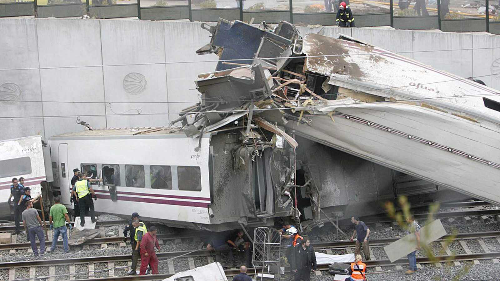 Imagen De Empieza El Juicio Del Alvia, Nueve Años Después Del Peor Accidente Ferroviario De Nuestra Democracia 1 Tren Alvia 2