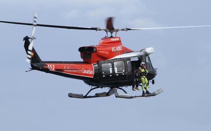 Dos barcos y helicóptero buscan a niño desaparecido en playa de Gran Canaria
