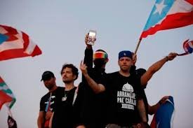 Puerto Rico: Cantantes y deportistas piden la dimisión de la gobernadora