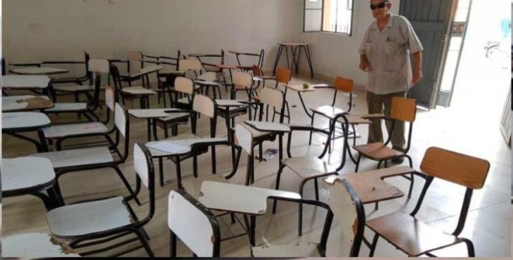 Venezolanos irrumpen clase de matemáticas, asaltan a 30 alumnos y le rompen la cabeza a profesor en Piura