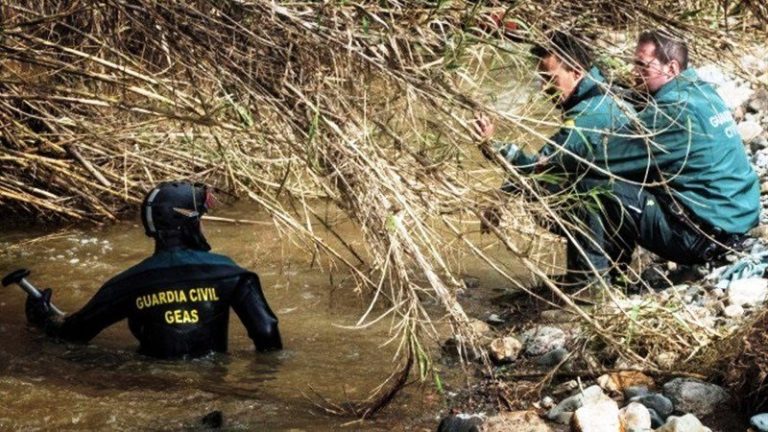 Hallan sumergido en un arroyo el cadáver de una persona desaparecida en Ávila