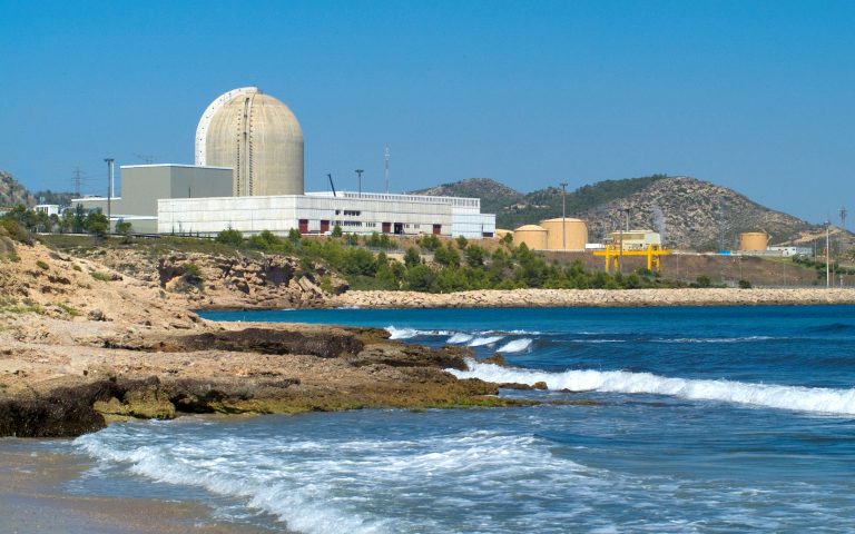 El CSN aborda la seguridad nuclear de la central de Vandellós II