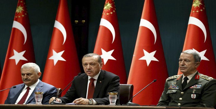 Turquía: El Gobierno destituye a 43 gobernadores locales por supuesto golpe de estado