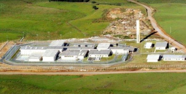 Brasil: Un grupo de 34 presos con COVID-19 se escaparon de la cárcel por un túnel