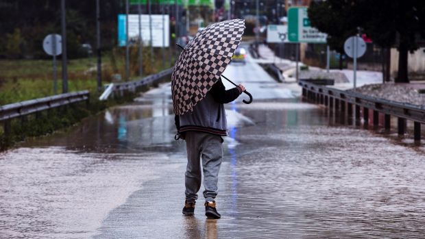 Once provincias continúan en aviso amarillo por lluvias, oleaje o viento