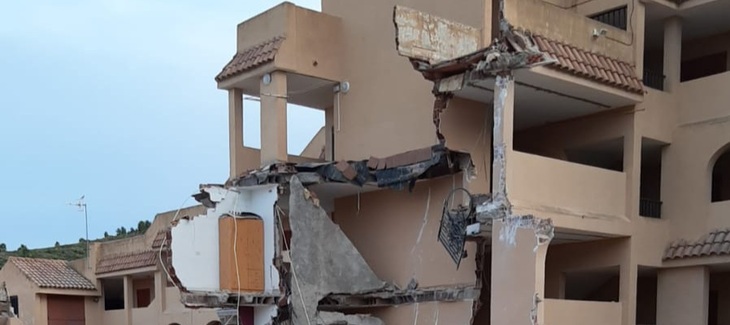 El derrumbe de edificios como el de Peñíscola es cada vez más frecuente