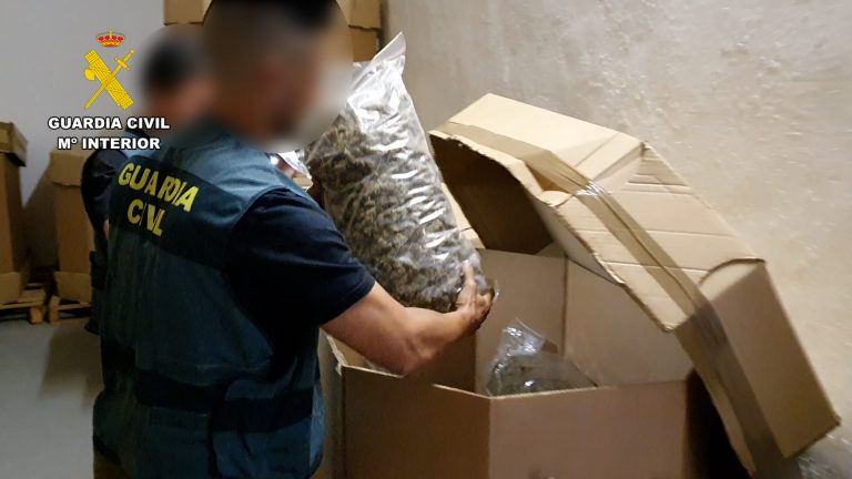 La Guardia Civil incauta el mayor alijo de marihuana descubierto nunca