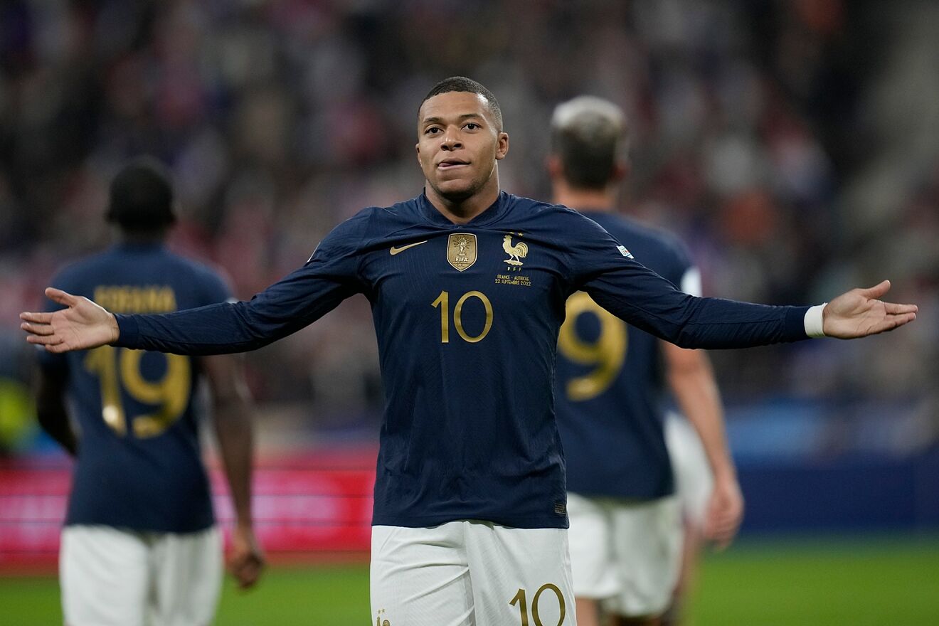 Mbappé celebrando un gol en el partido donde Francia venció a Polonia