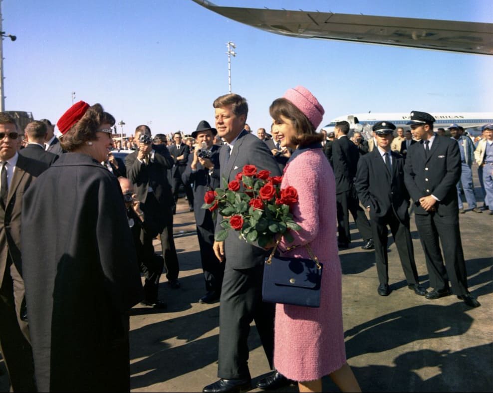 Imagen De Publican Miles De Documentos Sobre El Asesinato De John Fitzgerald Kennedy 1 Kennedy Y Su Esposa