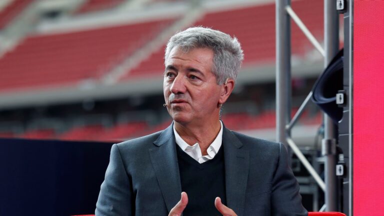 Gil Marín estalla contra el arbitraje del derbi de Copa: «El sistema es así y desde el Atleti no podemos cambiarlo solos»