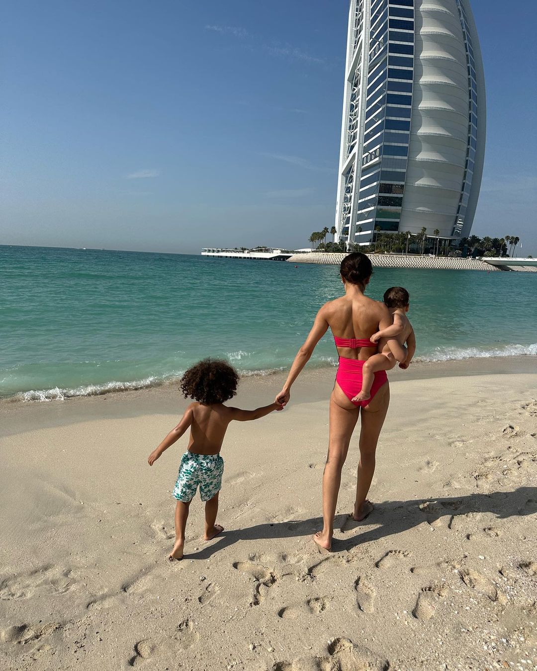 Imagen De Hiba Abouk Borra De Sus Redes Algunas Fotos Junto A Su Marido, Achraf Hakimi 2 333472443 1354135855425681 248760480865768713 N