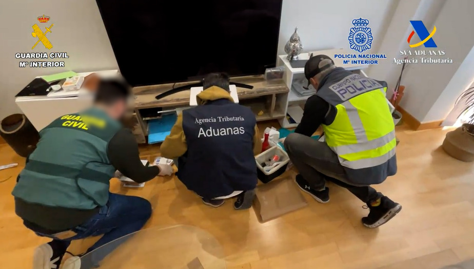 Imagen De Desmantelado En La Rioja Un Laboratorio Clandestino Con Capacidad Para Producir Más De 150 Kilogramos De Speed Al Mes 2 Image 12 3