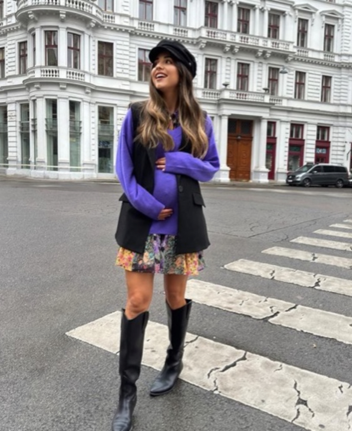 Imagen De La Influencer Verónica Díaz Triunfa En Los Goya Con Un Vestido Premamá De Pronovias 4 Vero Justcoco