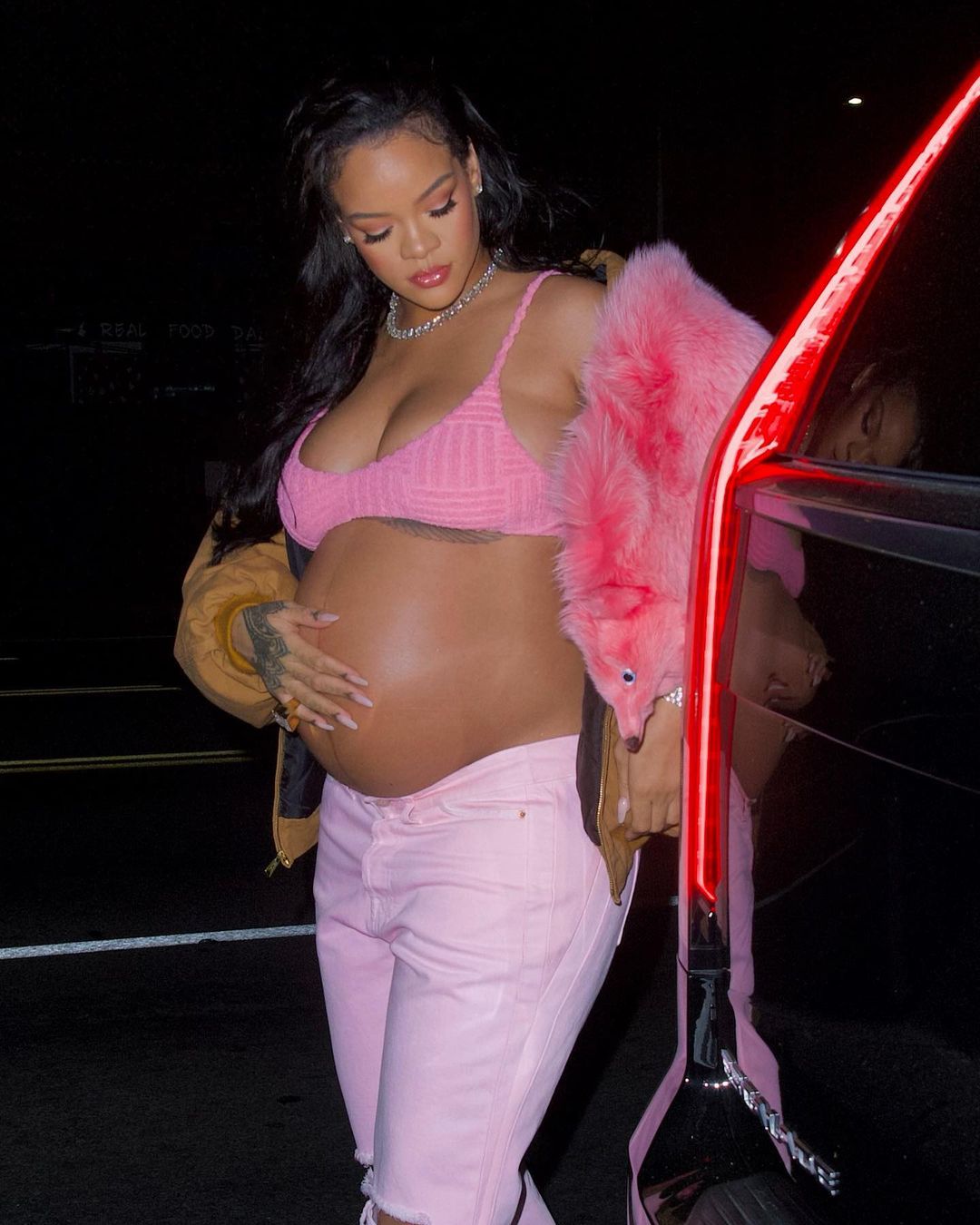 Imagen De Desde Rihanna A María Pombo: Los Famosos Que Serán Padres En 2023 6 278271778 156787440085811 7945402926450190067 N