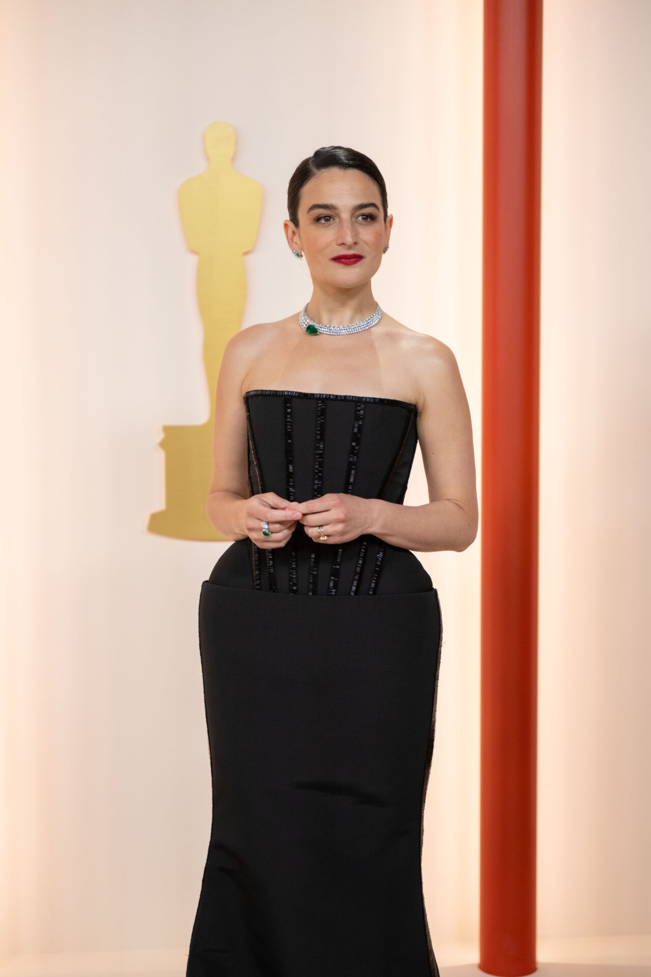 Imagen De Descubre Los Mejores Modelos En La Alfombra Champán De Los Oscars© 2023 2 95 Ar 0304