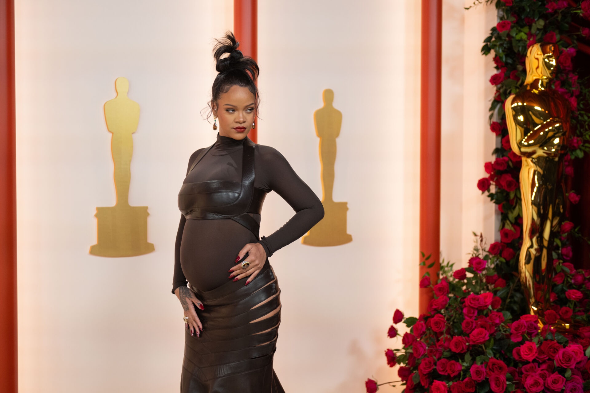 Imagen De Descubre Los Mejores Modelos En La Alfombra Champán De Los Oscars© 2023 4 95 Ar 0340