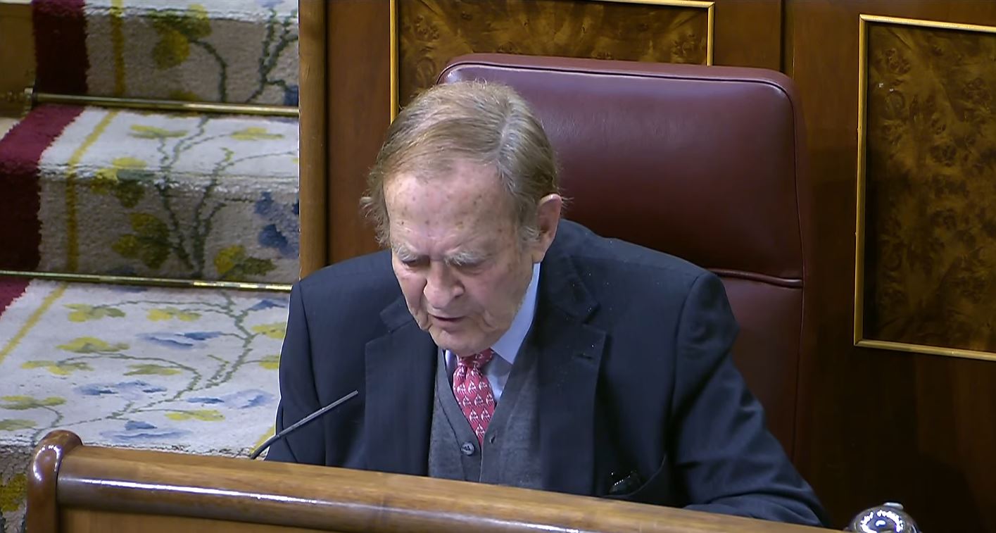 Imagen De Pedro Sánchez: &Quot;Vox Es El Glutamato De La Derecha&Quot; 1 Tamames En La Moción De Censura Contra Pedro Sánchez