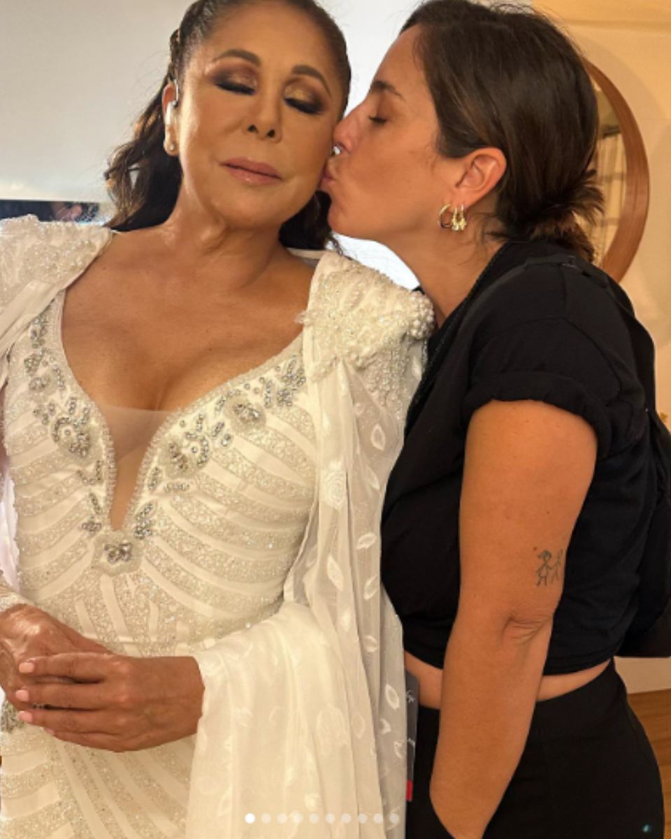 Anabel Pantoja Y Yulen Pereira Rompen 