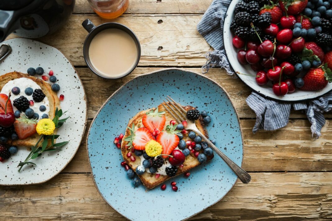 Los desayunos saludables son posibles con estas ideas para comer bien sin aburrirte / Unsplash