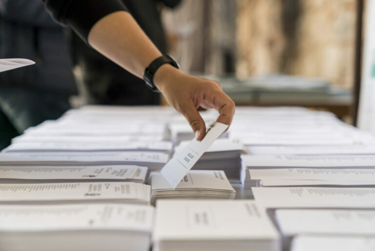 Elecciones 12M: Cataluña vota bajo la sombra de futuros pactos de gobernabilidad