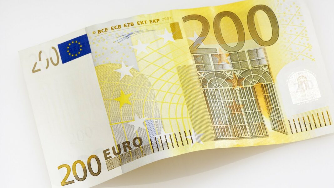 cheque 200 euros hacienda
