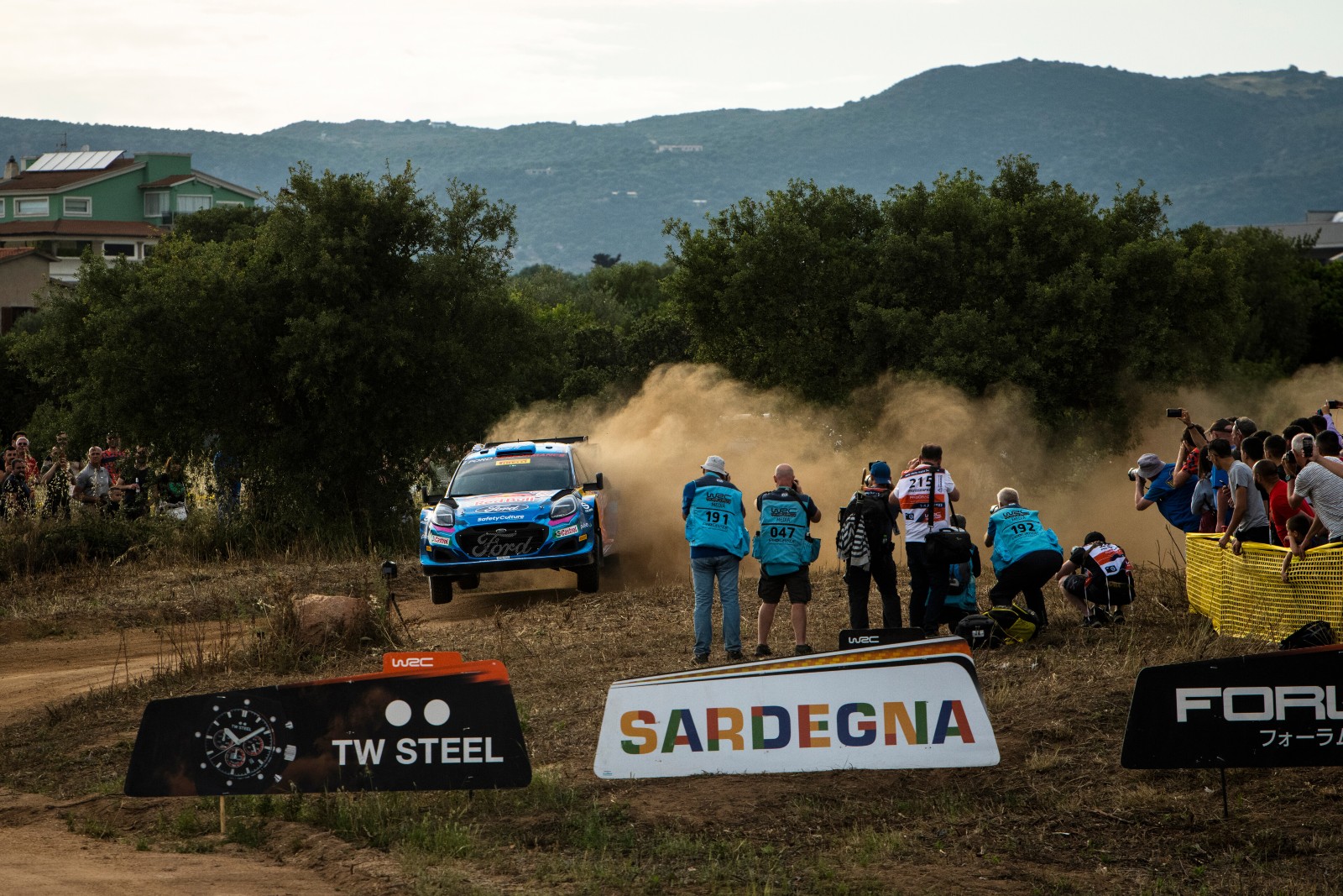 Imagen De Lappi Y Ogier, Separados Por 1 Décima En El Ecuador Del Rallye De Cerdeña Con Ko De Sordo 1 Tänak Ford M-Sport Wrc Cerdeña 2023