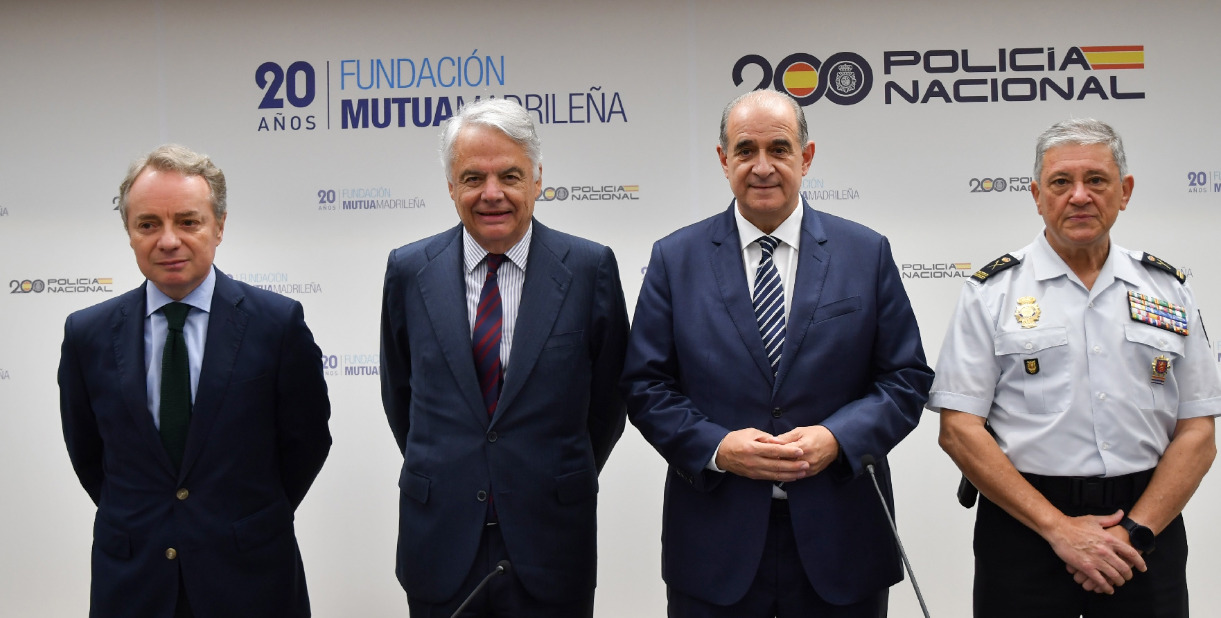 Imagen De Policía Nacional Y La Fundación Mutua Madrileña Se Unen Para Luchar Contra El Acoso Escolar 2 Imagen 7 1