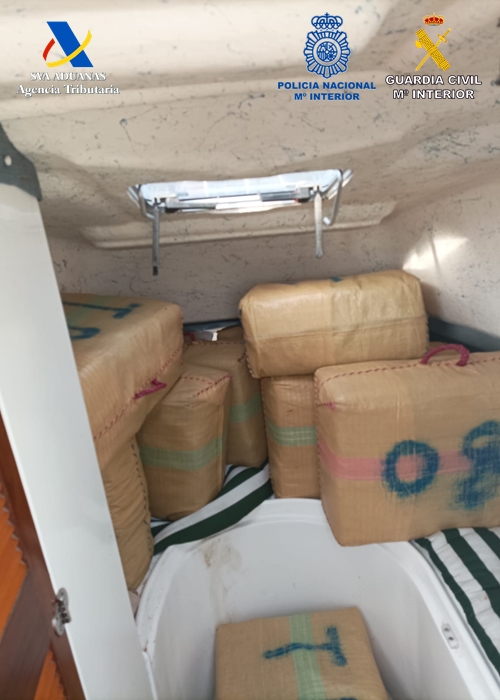 Imagen De Persecución, Fuga A Toda Velocidad Y 78 Fardos De Hachís Intervenidos En Huelva 3 Foto 4 Huelva
