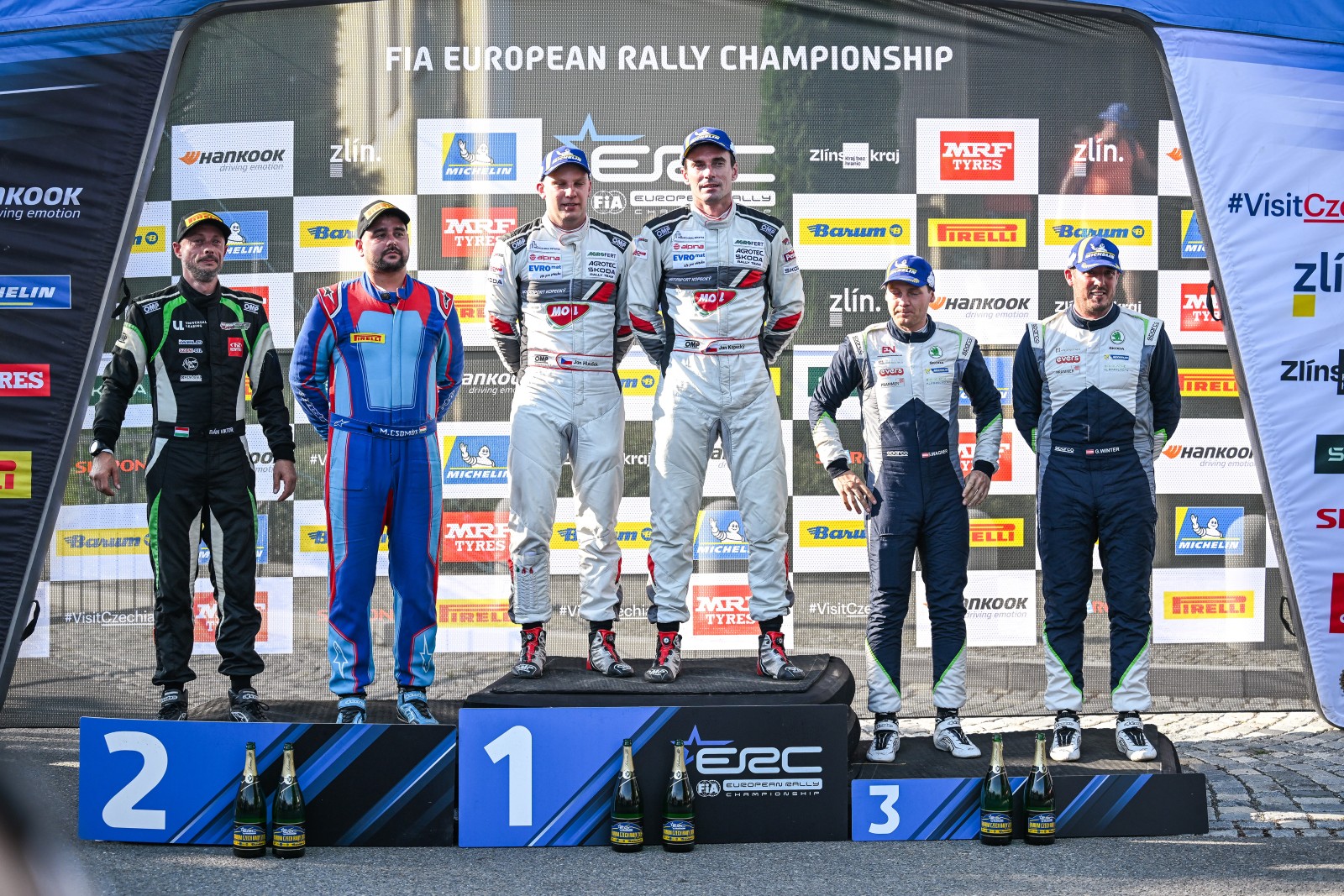 Imagen De Kopecky Gana Su 11º Barum Y Paddon Es Campeón Del Europeo De Rallyes 2023 2 Fia Erc Europeo Rallyes Rallye Barum Skoda Kopecky