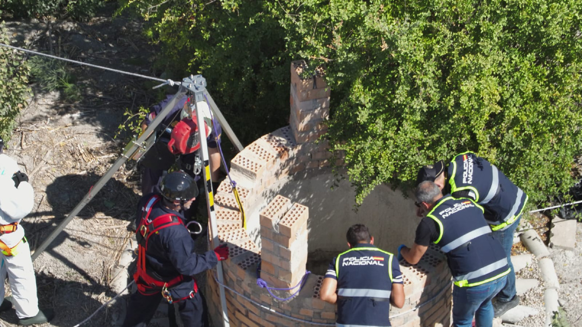 Imagen De Hallan El Cuerpo De Una Mujer En Un Pozo En Jerez De La Frontera 1 Policia 1
