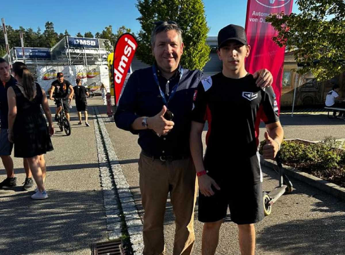 Imagen De Españoles En Busca De La Gloria En Las Clasificatorias Del Campeonato Mundial De Karting En Wackersdorf 1 Tono2