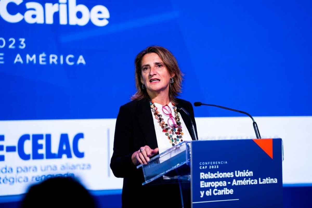 Teresa Ribera Ministra Transición Ecológica Regadíos