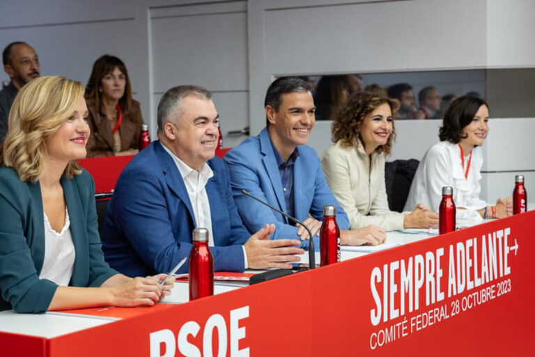 En directo | El Comité Federal del PSOE se reúne en Ferraz para apoyar a Pedro Sánchez