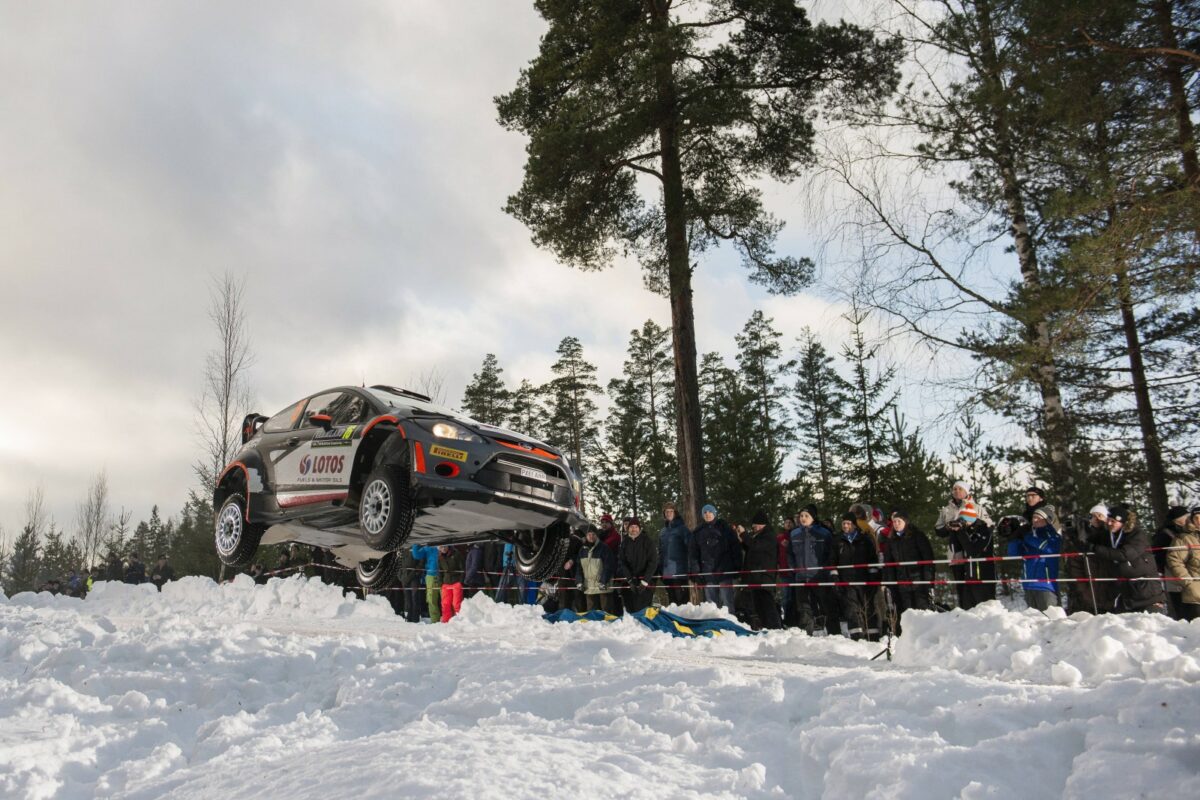 Kubica Wrc Rally Ford Nieve Suecia