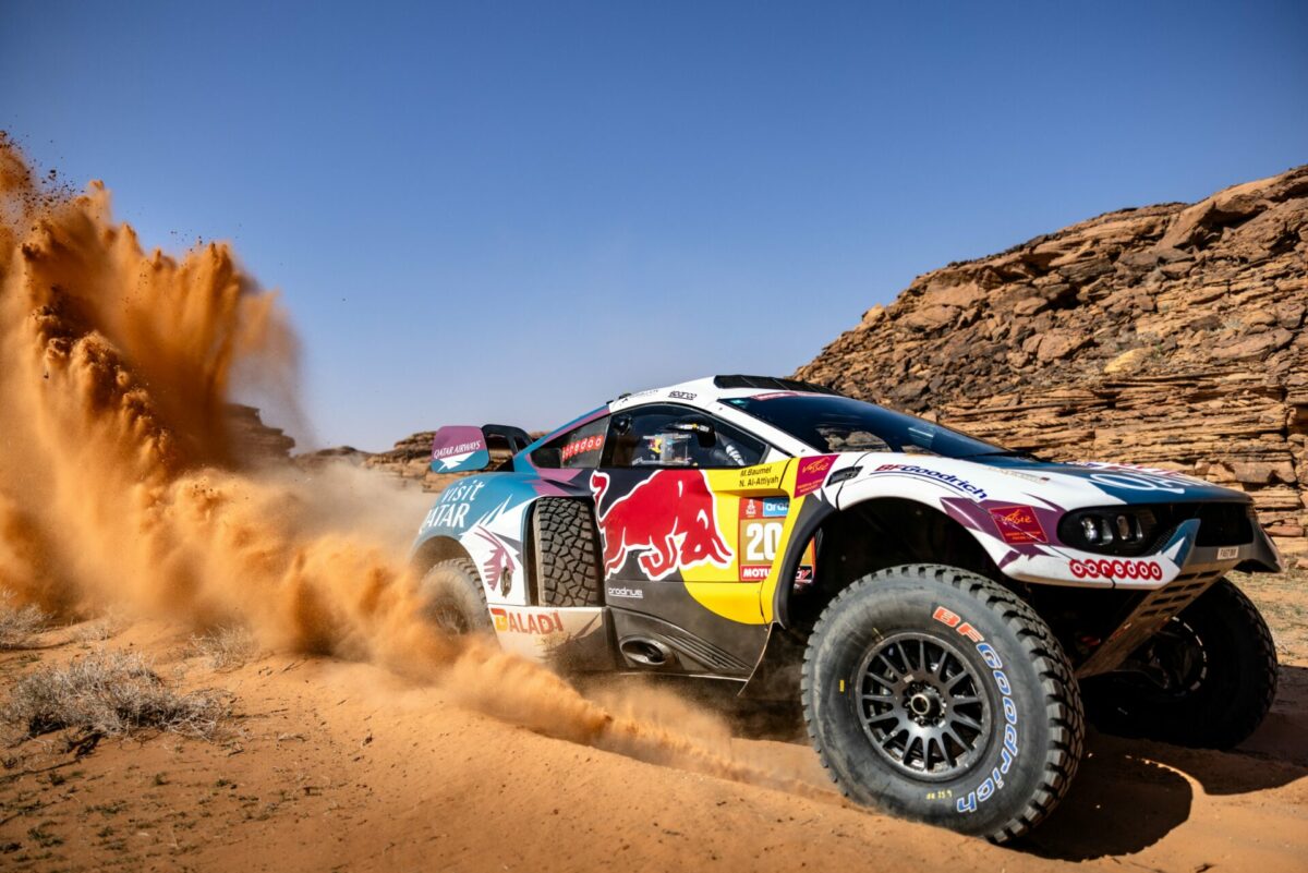 Dakar Al-Attiyah Prodrive Hunter Red Bull