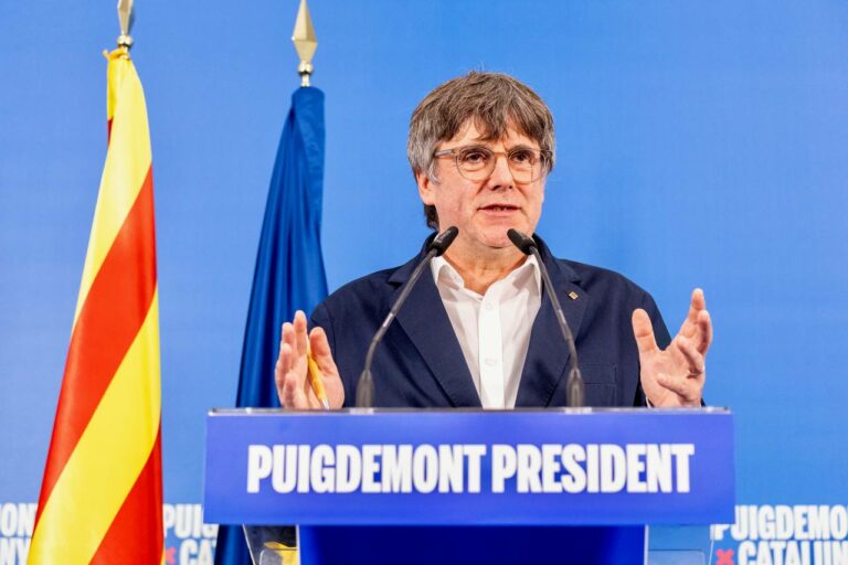 Puigdemont se presentará a la investidura para conseguir un gobierno «de obediencia plenamente catalana»